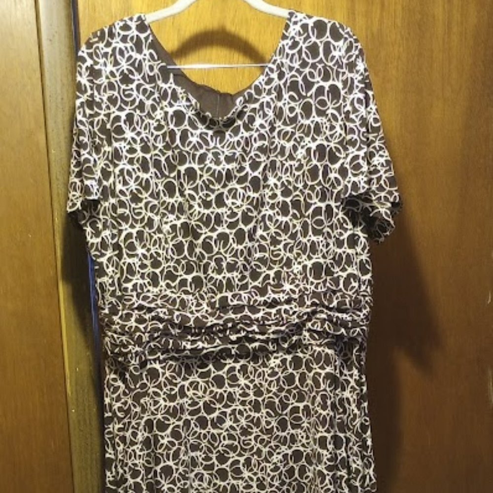Pretty Modest Short Sleeve Dress